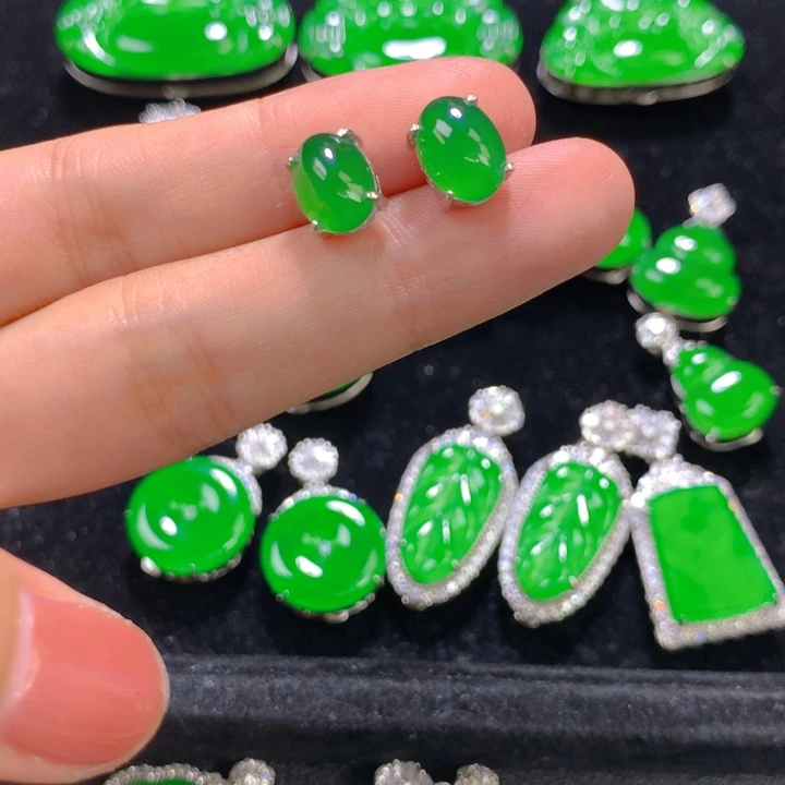 翡翠银S925镶嵌耳饰一对