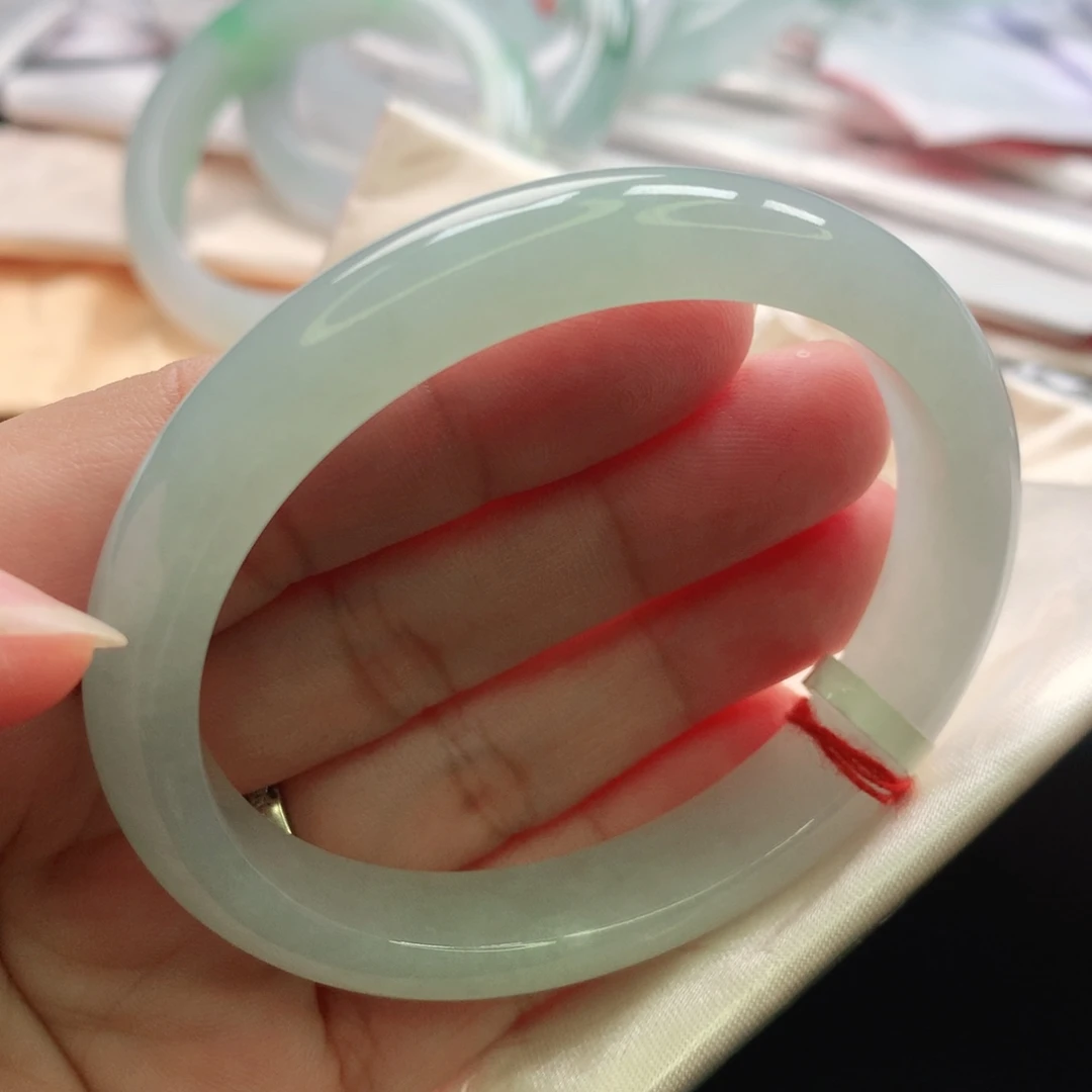 翡翠未镶嵌手镯贵妃55