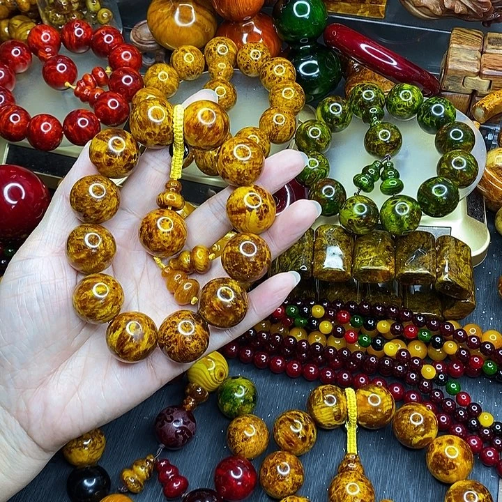 松木琥珀木文玩手串