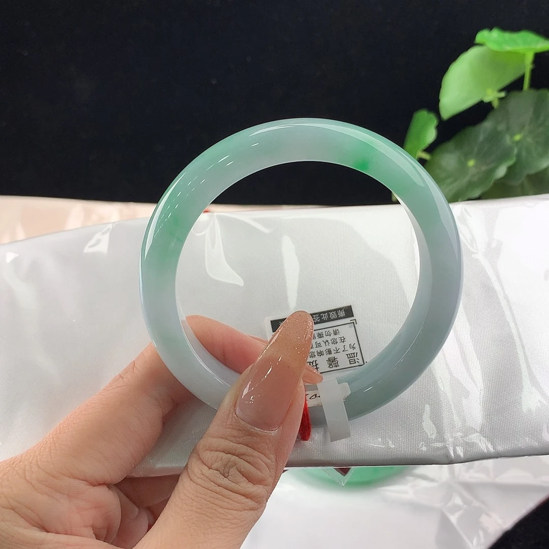 翡翠未镶嵌手镯正59.7