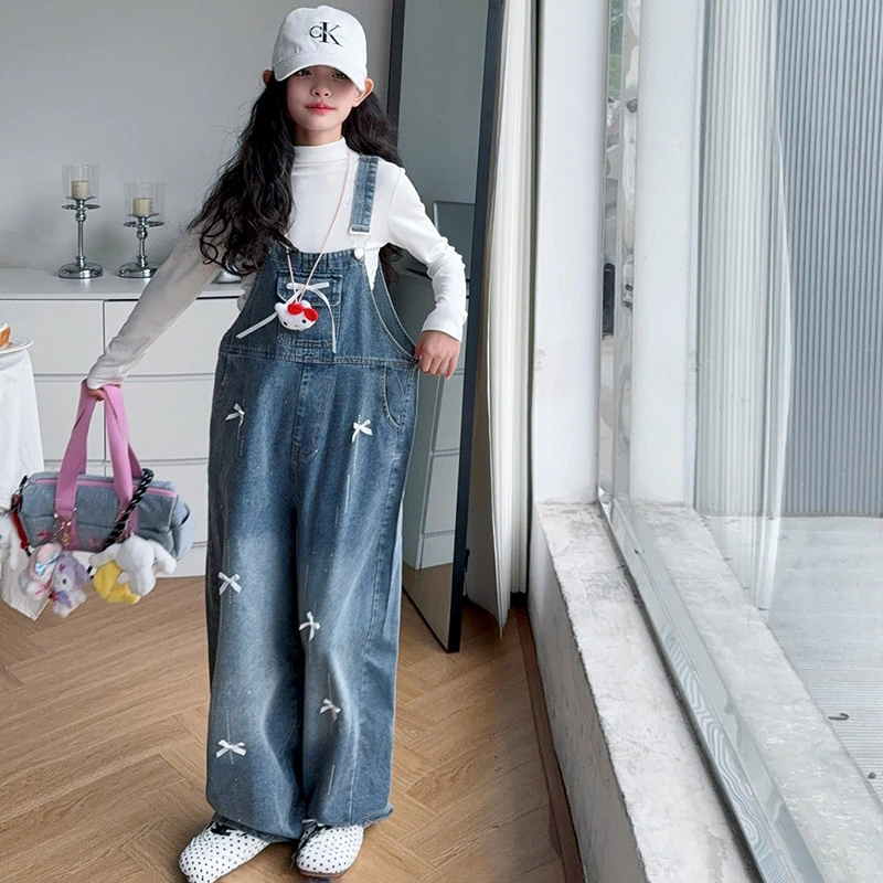 女童背带裤秋装套装2025新款儿童蝴蝶结牛仔裤女孩长裤子时髦秋装