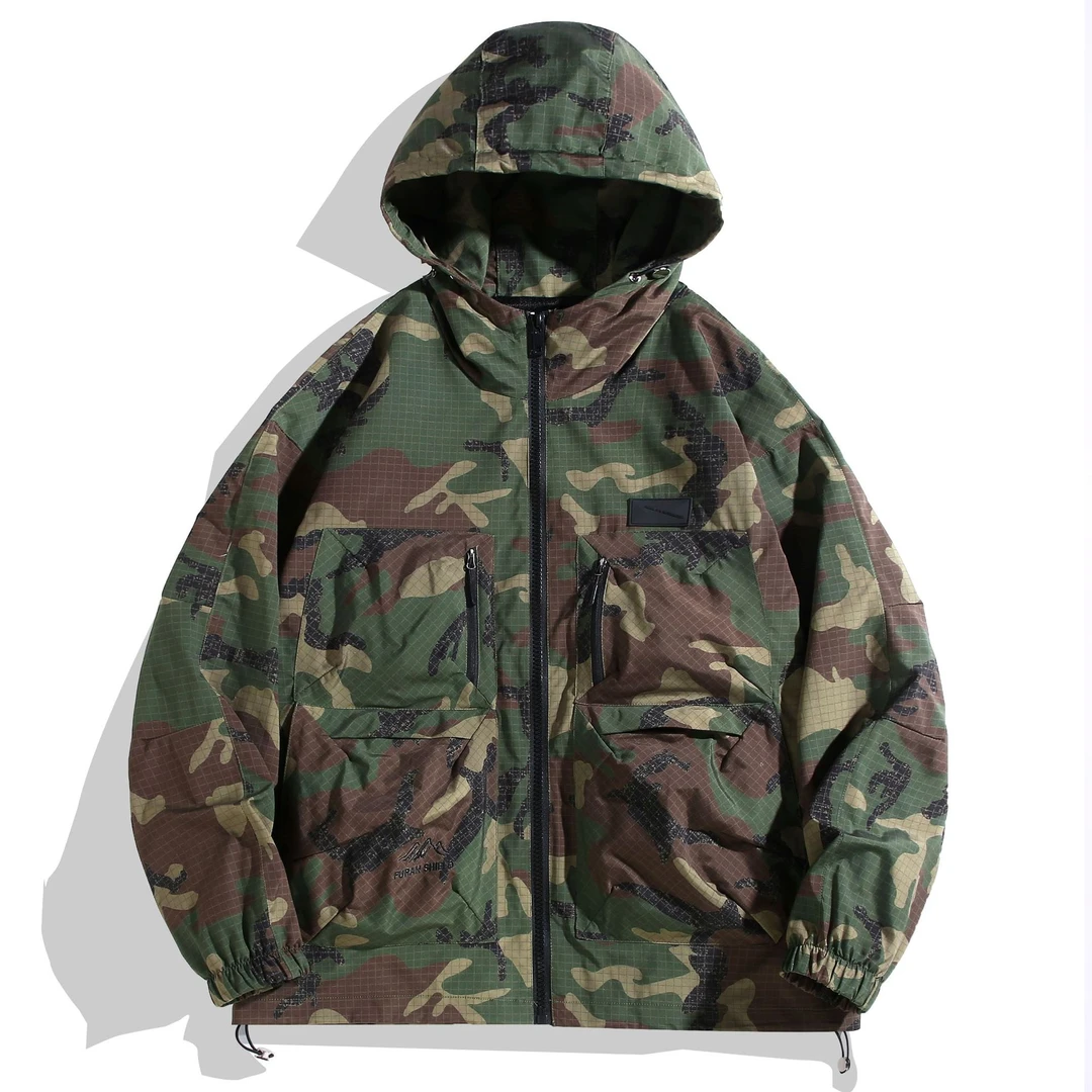 新款迷彩连帽工装机能潮牌迷彩休闲夹克加肥加大