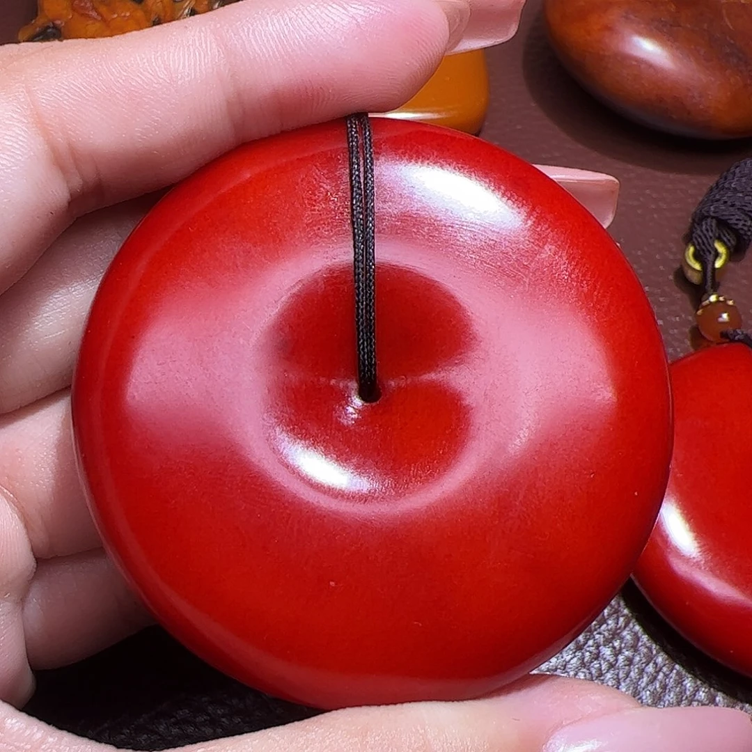 用***2和田玉未镶嵌颈饰