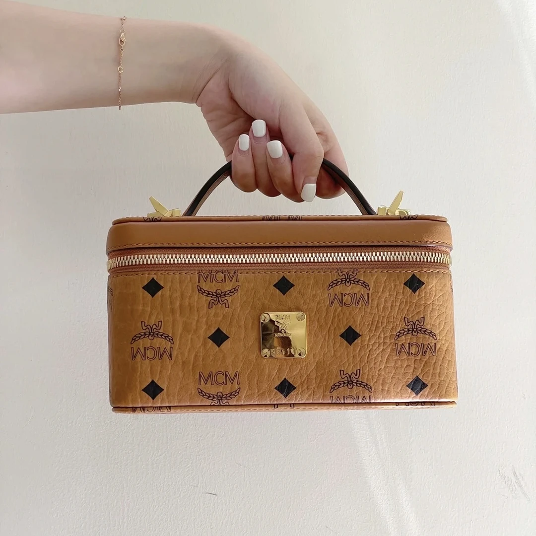 95新 MCM Mcm 干异色 化妆盒 106包展