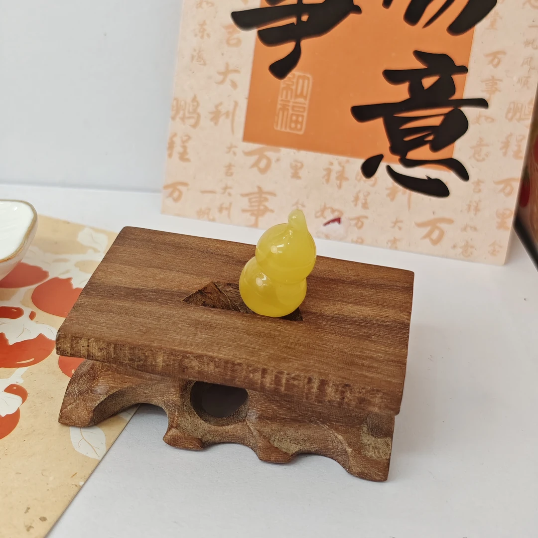【松岗遇丽珠宝】天然蜜蜡 10301395-特价吊坠