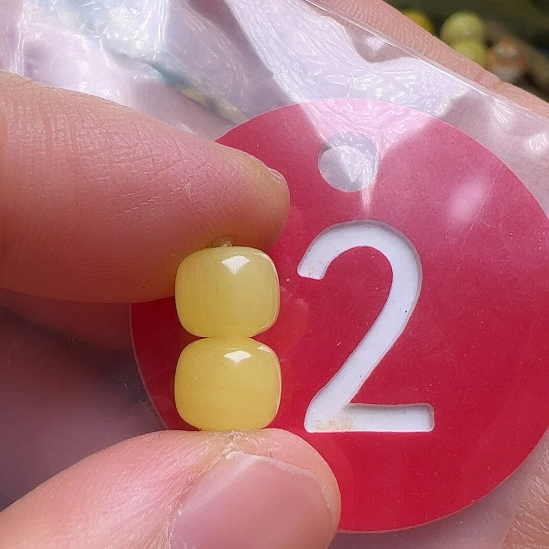 蜜蜡未镶嵌珠宝奇石7m m