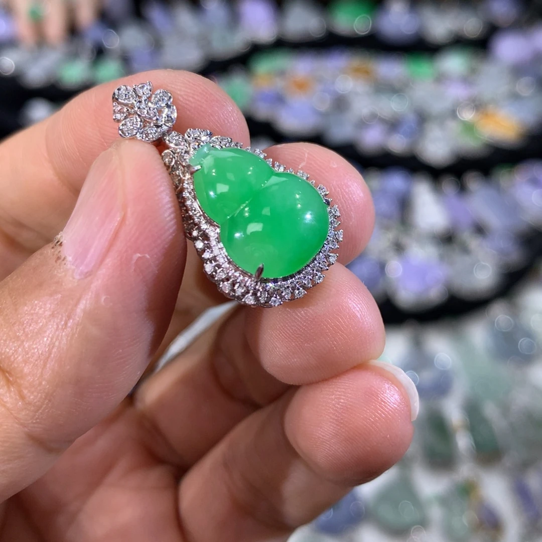 翡翠18K金镶嵌吊坠(不含链)