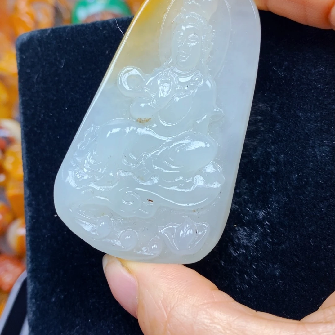 未镶嵌石英质玉（黄龙玉）吊坠(不含链)