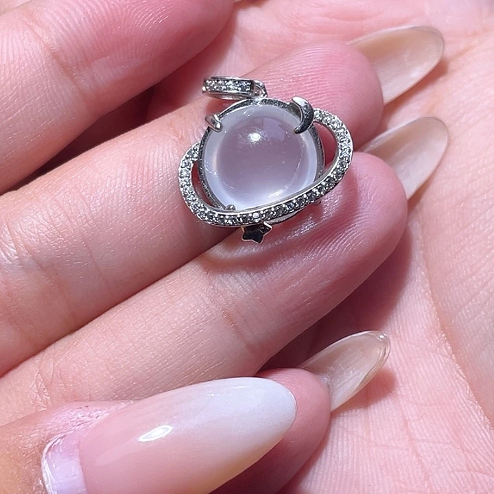 黛***子石英质玉银S925镶嵌颈饰