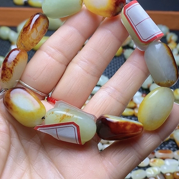 和田玉手链未镶嵌全****司