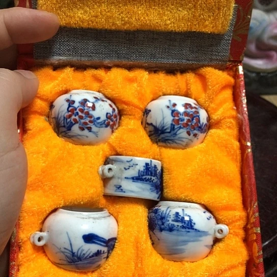 壶陶瓷的设计师是一个