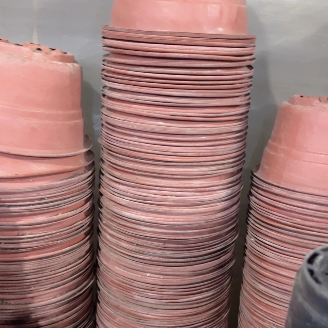 红色纸盆18口径10高 50个