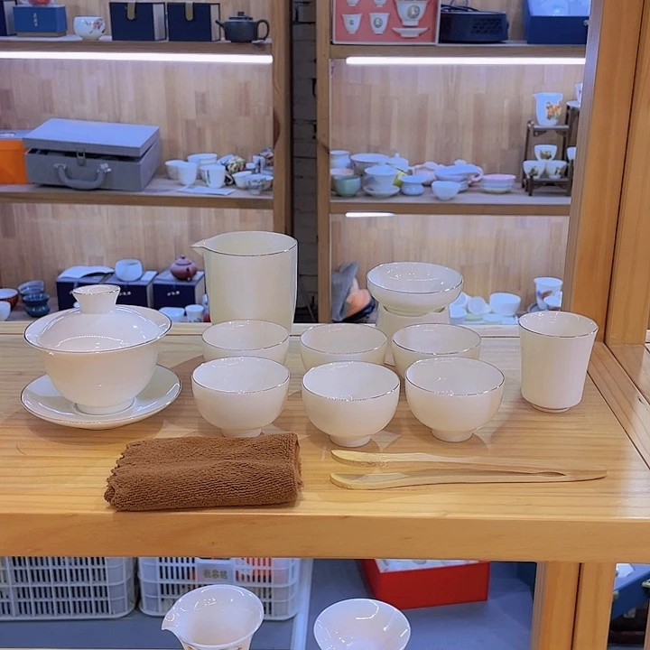 高端的产品和服务是我们的追求目标