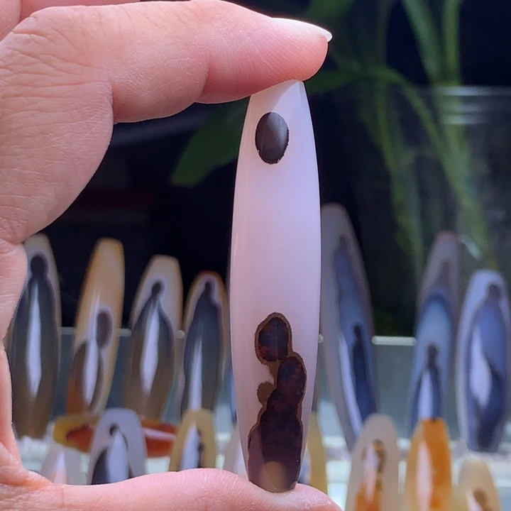 玛瑙/玉髓颈饰未镶嵌81