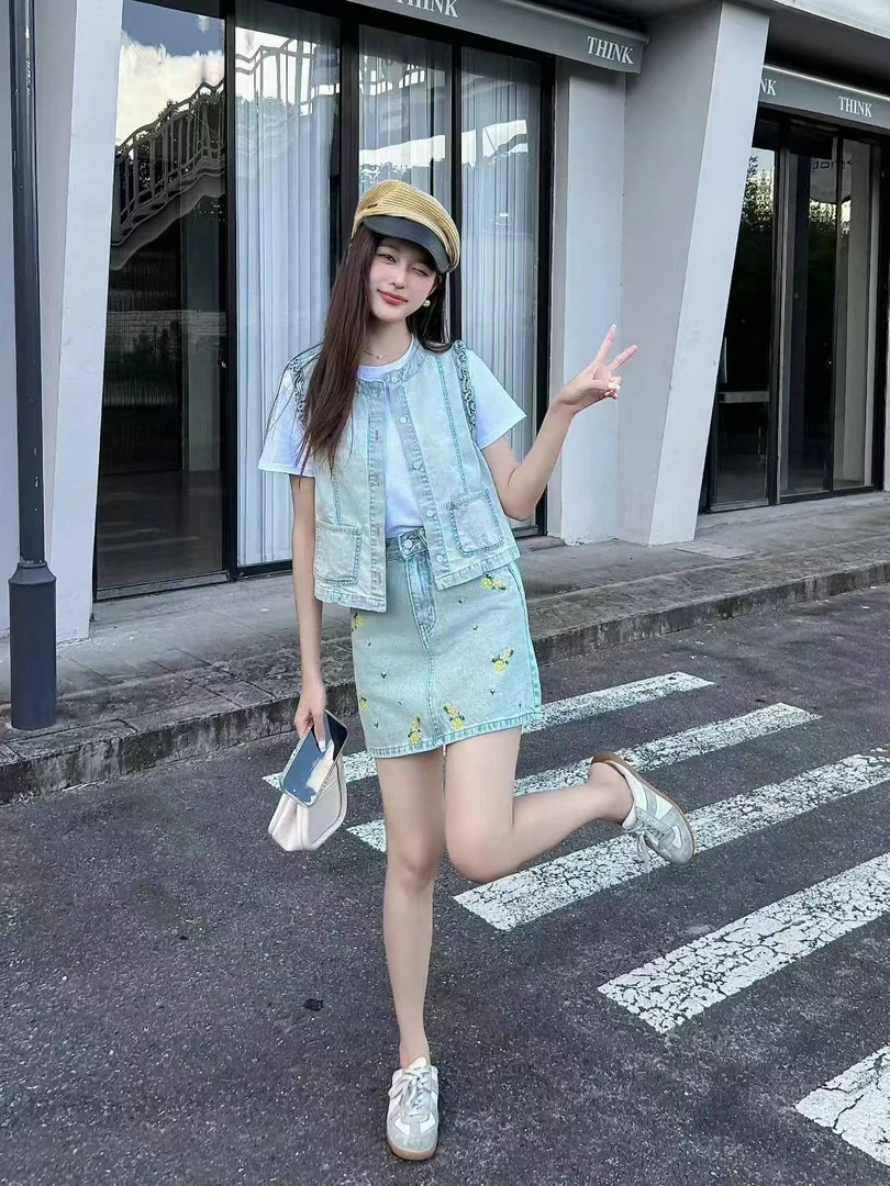 刺绣碎花常规高腰半身裙女装碎花306912