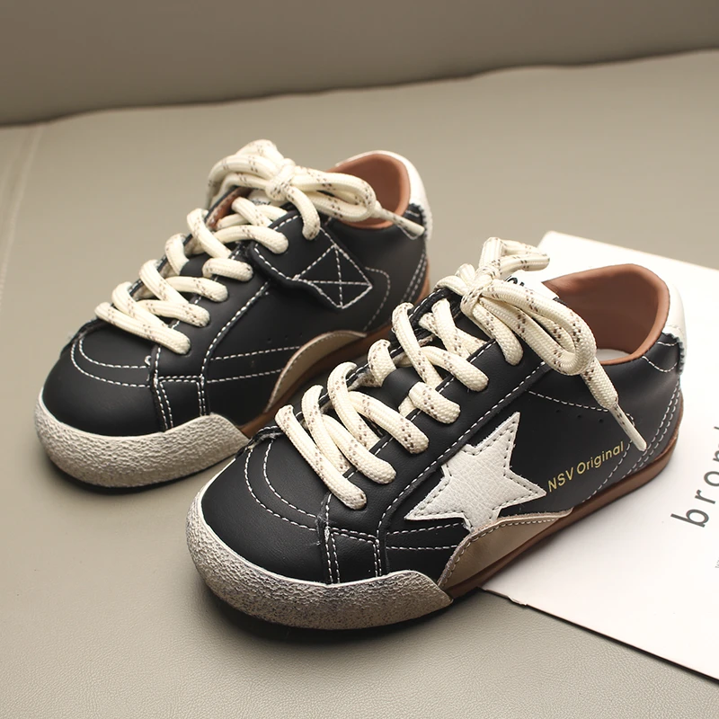 韩版儿童板鞋2025春秋新款男童休闲鞋女童透气儿童运动鞋防水皮面