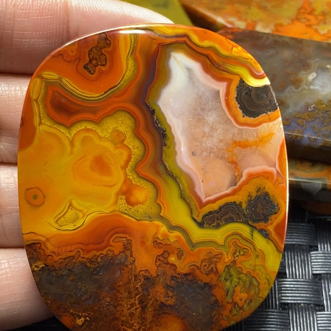 玛瑙/玉髓颈饰未镶嵌维*