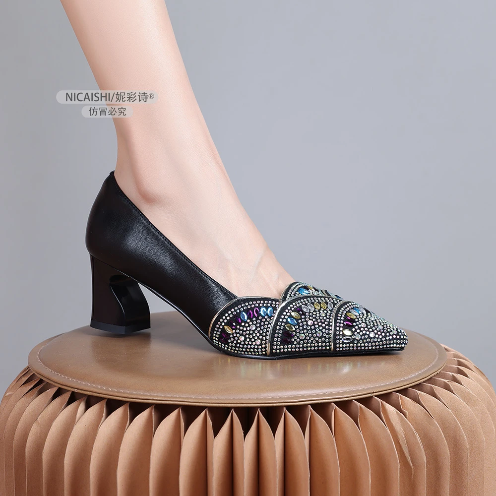 2025年新款法式显瘦气质尖头浅口一脚蹬单鞋女粗跟女鞋百搭2812