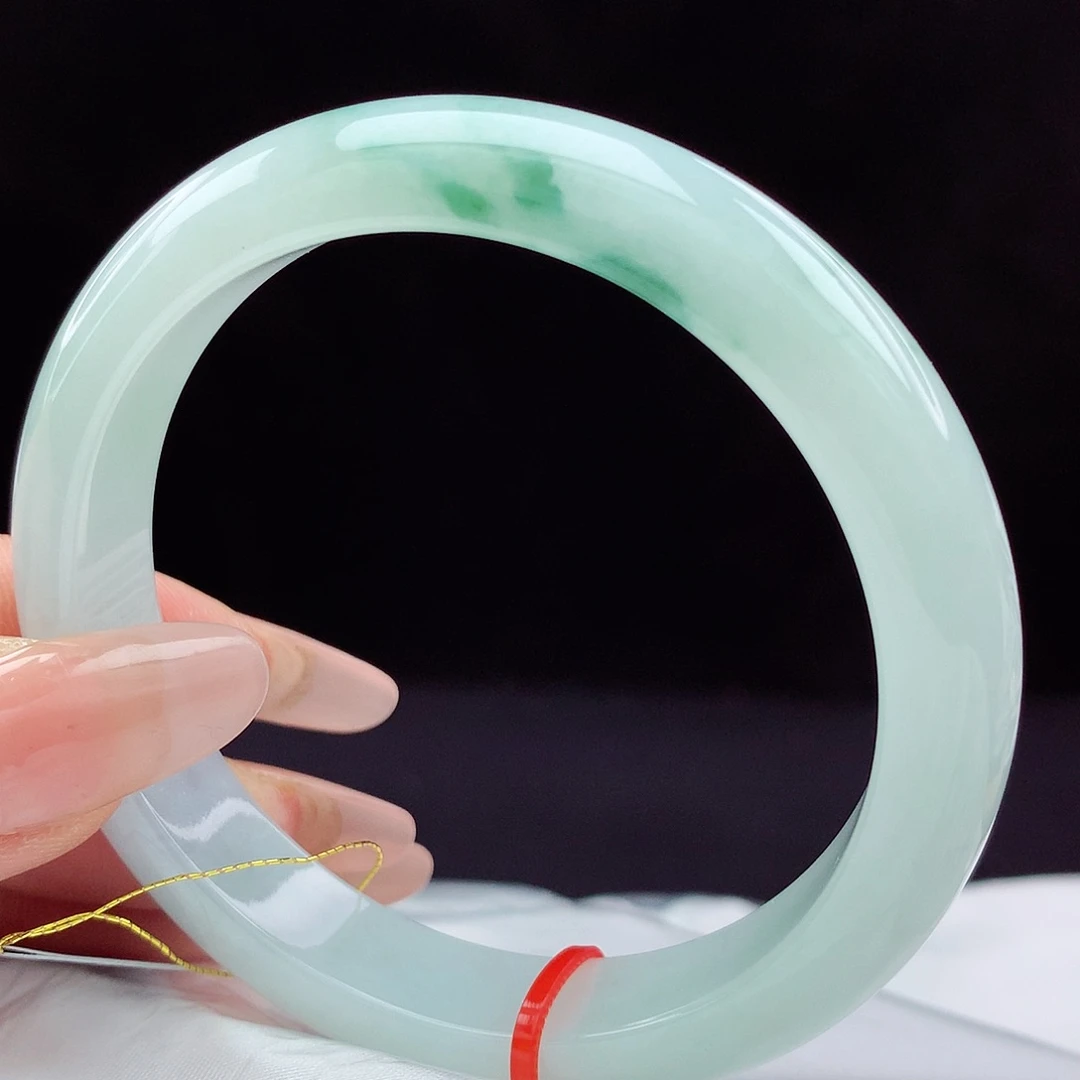 翡翠手镯未镶嵌57圈335