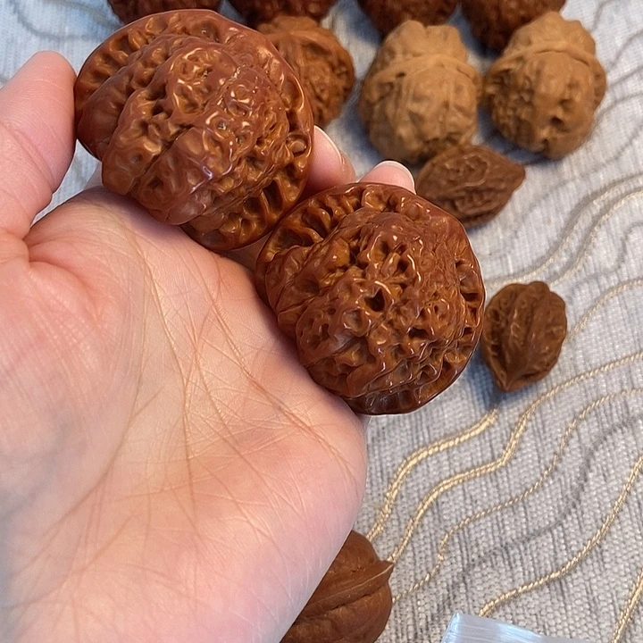 文玩核桃吊坠45官帽