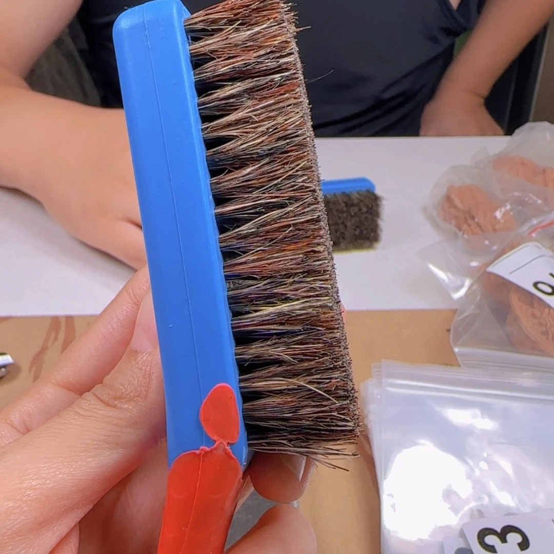 文玩核桃吊坠野猪粽刷子