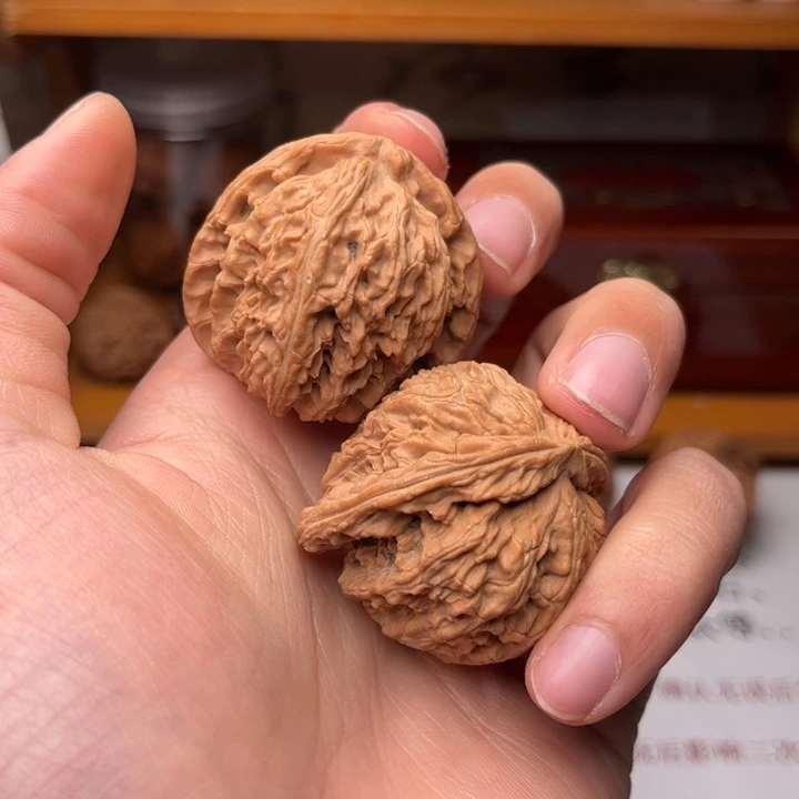 吊坠文玩核桃42全品白狮子