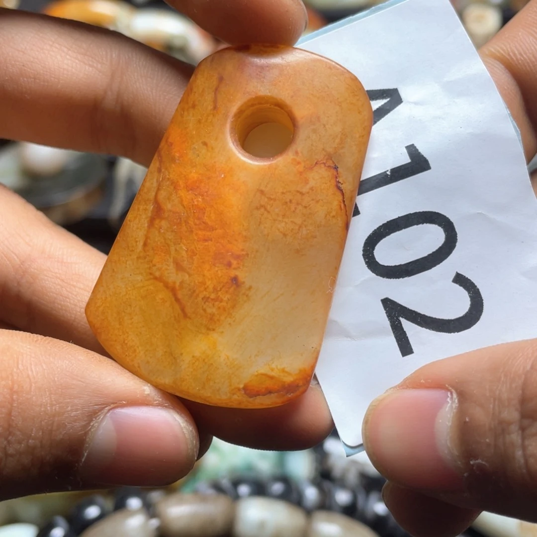 和田玉（糖玉）挂件未镶嵌