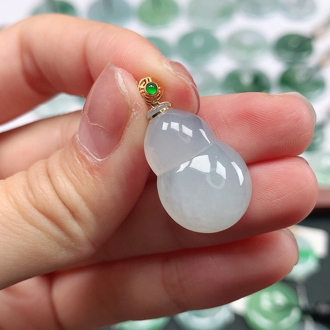翡翠颈饰18K金镶嵌葫芦