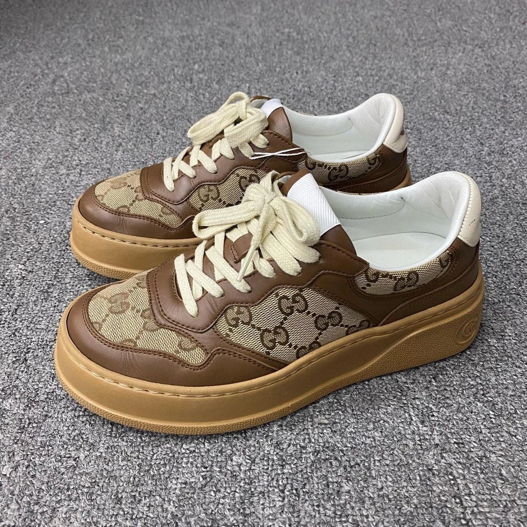 95新 GUCCI/古驰 98新/古驰/37码/焦糖色饼干鞋/BF01404