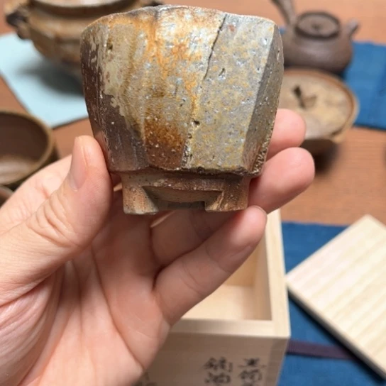 没有一个人可以度过一条河