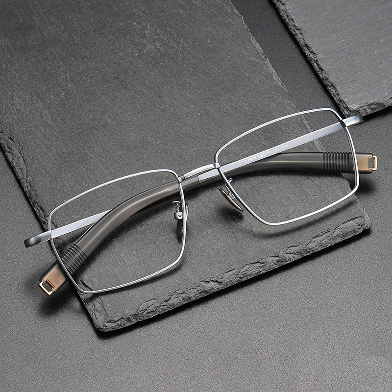 【设计师同款】超轻眼镜框纯钛男款近视方形防滑运动大脸复古痞帅