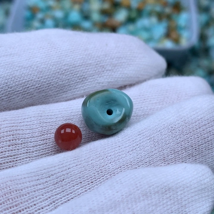 M****南红玛瑙未镶嵌珠宝奇石