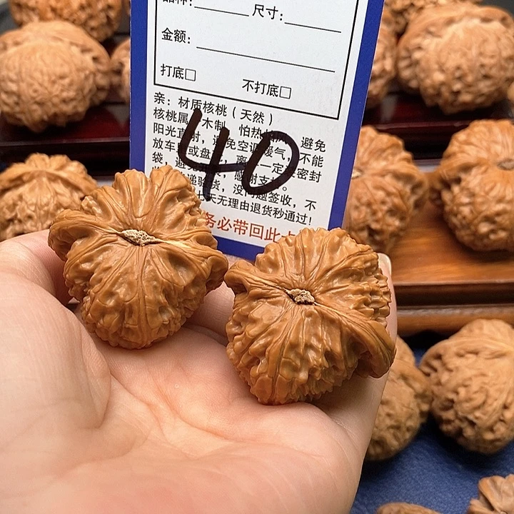 桃核吊坠白狮子头42