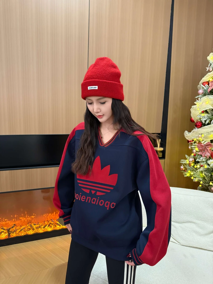 【撞色奶酪】春季新款时尚休闲百搭宽松植绒撞色拼接套头女士卫衣