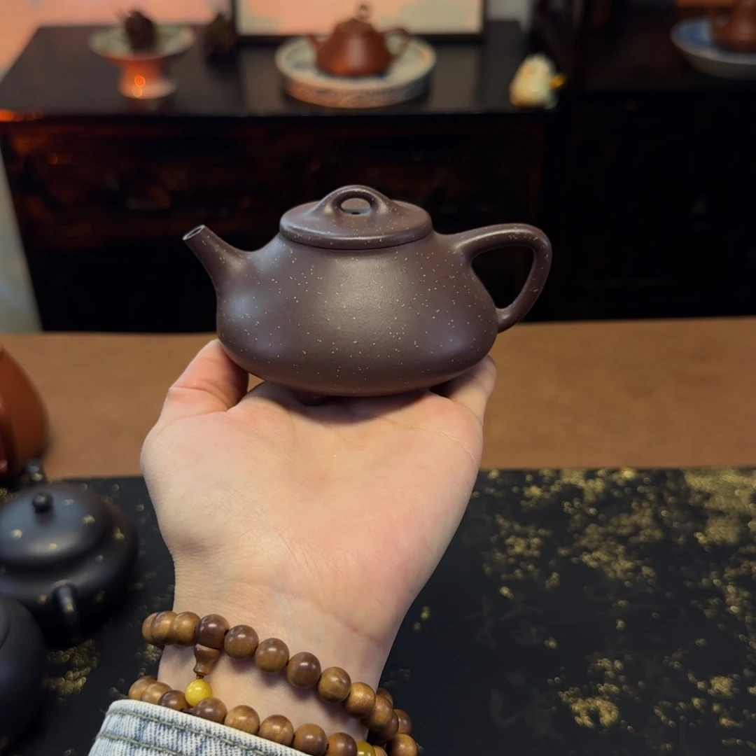 紫砂茶壶160cc，石恒石瓢，紫泥铺砂