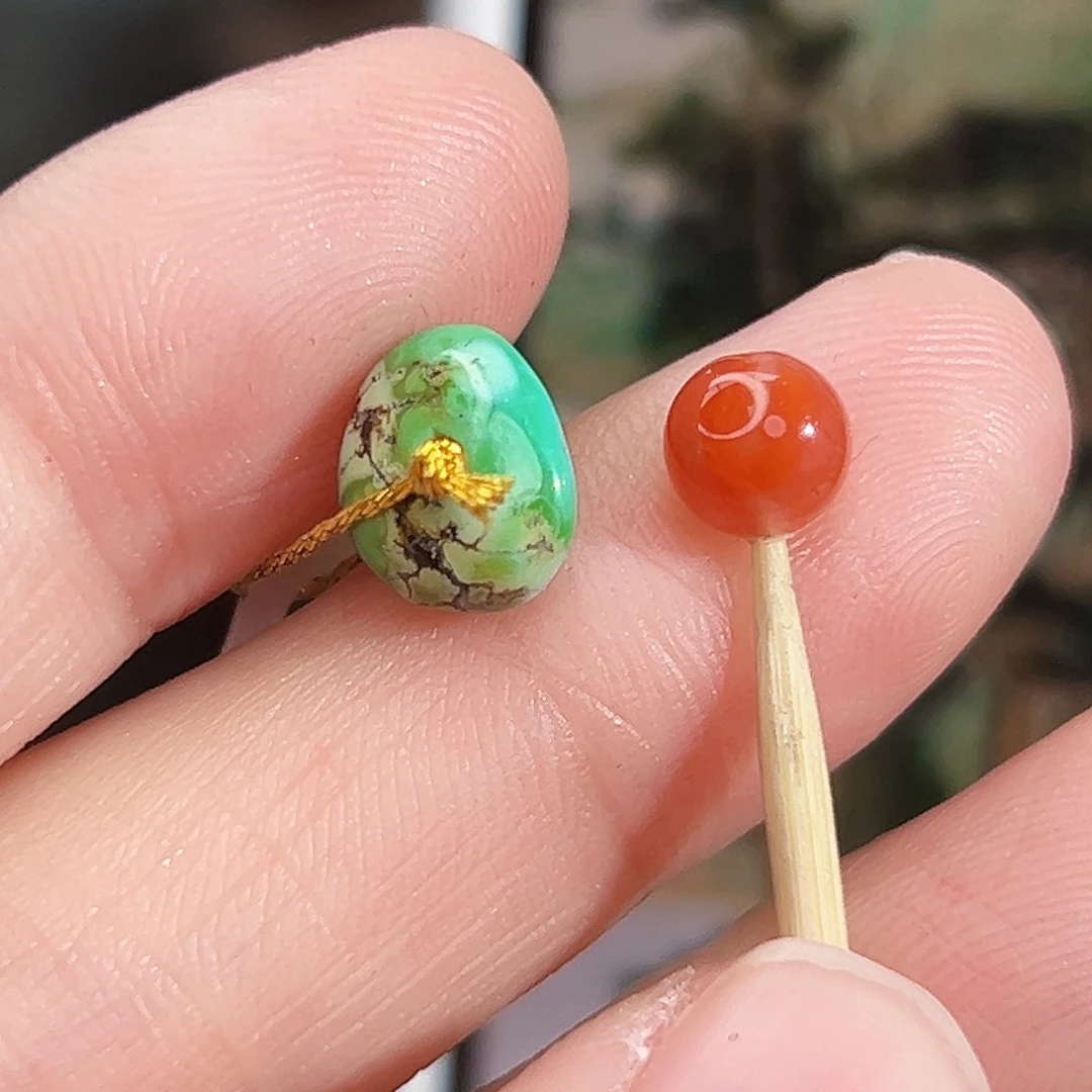 南红玛瑙未镶嵌珠宝奇石