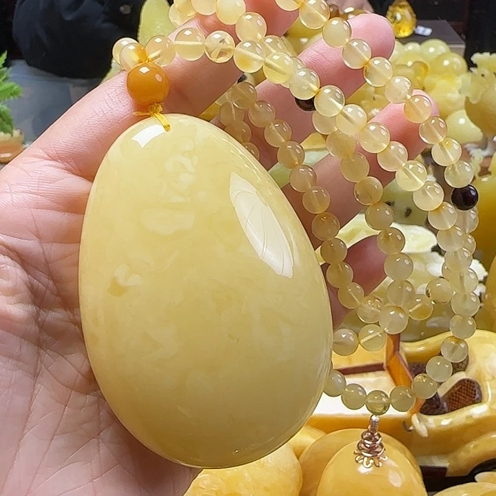 蜜蜡珠宝奇石未镶嵌