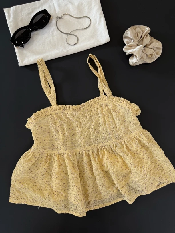 【仅支持48小时内退换货】在韩～韩系满天星吊带