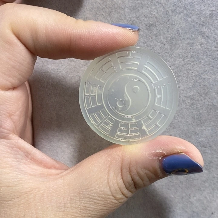 未镶嵌岫玉挂件吊坠