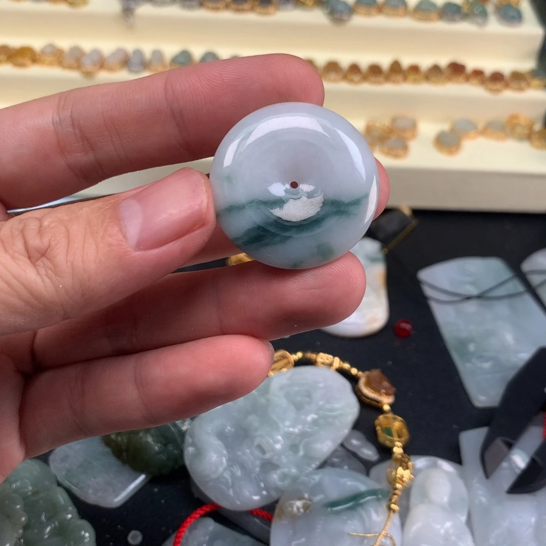 翡翠未镶嵌颈饰福利