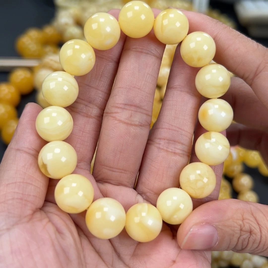 琥珀未镶嵌手链20.8克