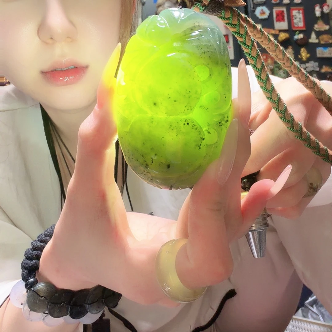 岫玉未镶嵌手工葫芦