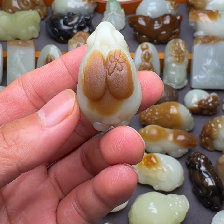 和田玉（糖玉）颈饰未镶嵌L*P