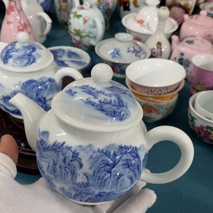 景德镇陶瓷工艺品新***！