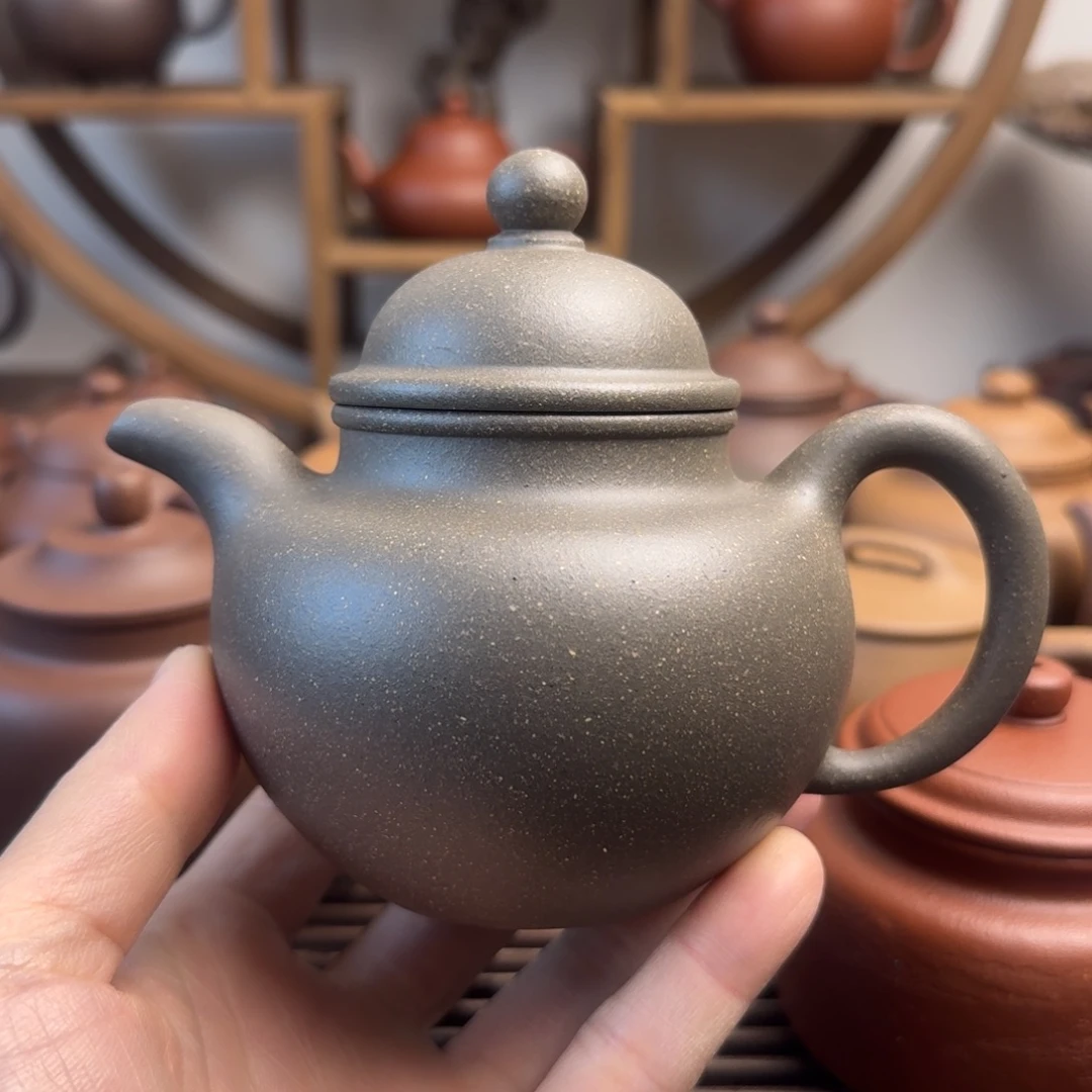 紫砂茶壶寿珍掇球300cc黄龙山青段