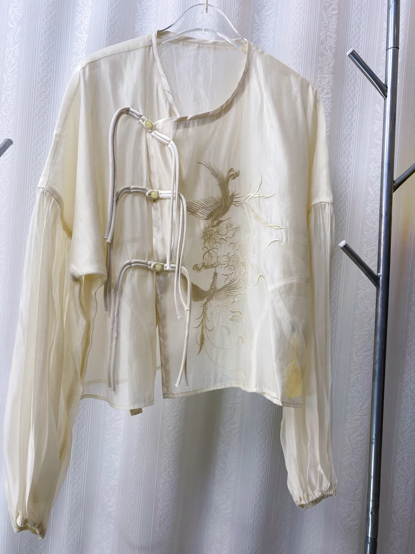 春夏新款复古改良版宽松新中式盘扣国潮风刺绣衬衫上衣女气质短款