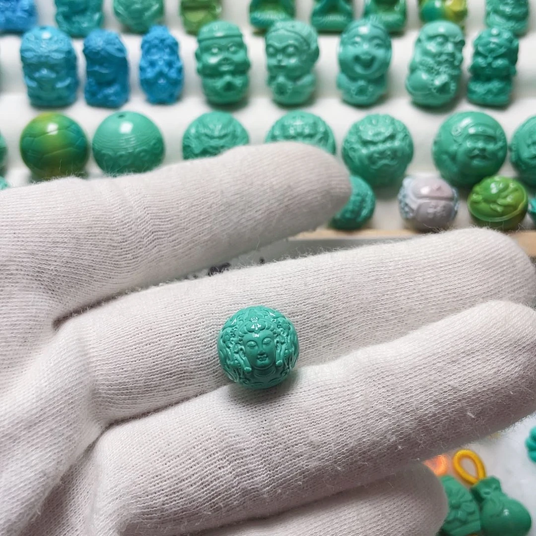 是*手工雕刻配珠12.8观音珠