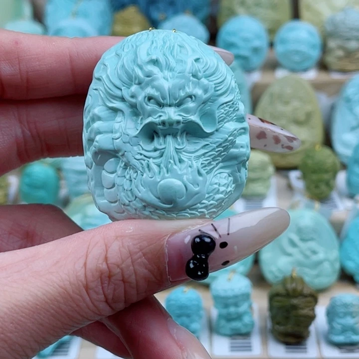 绿松石未镶嵌珠宝奇石