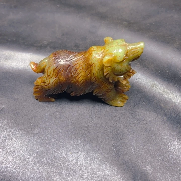 和田玉未镶嵌把件