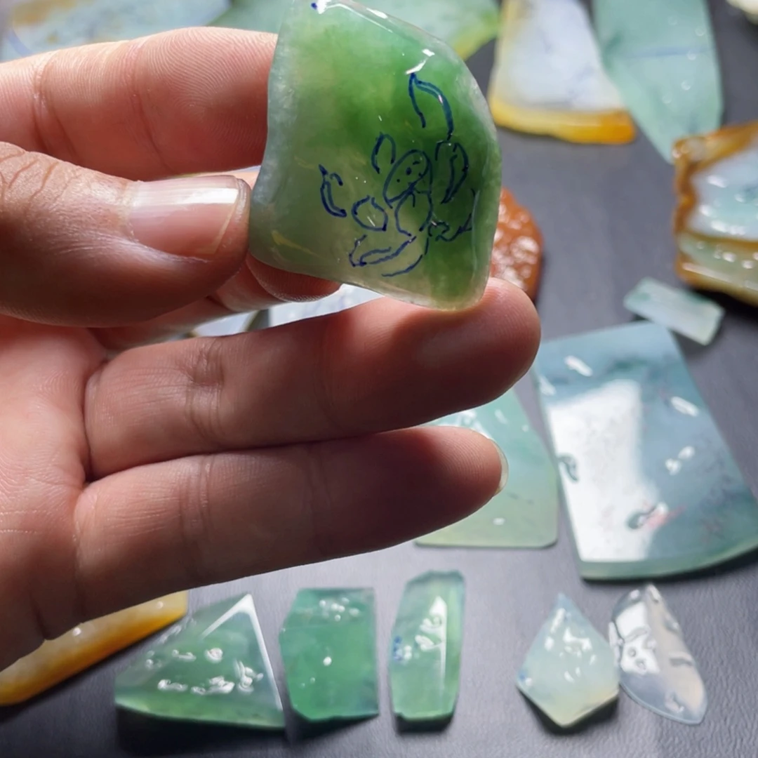 定制翡翠未镶嵌翡翠